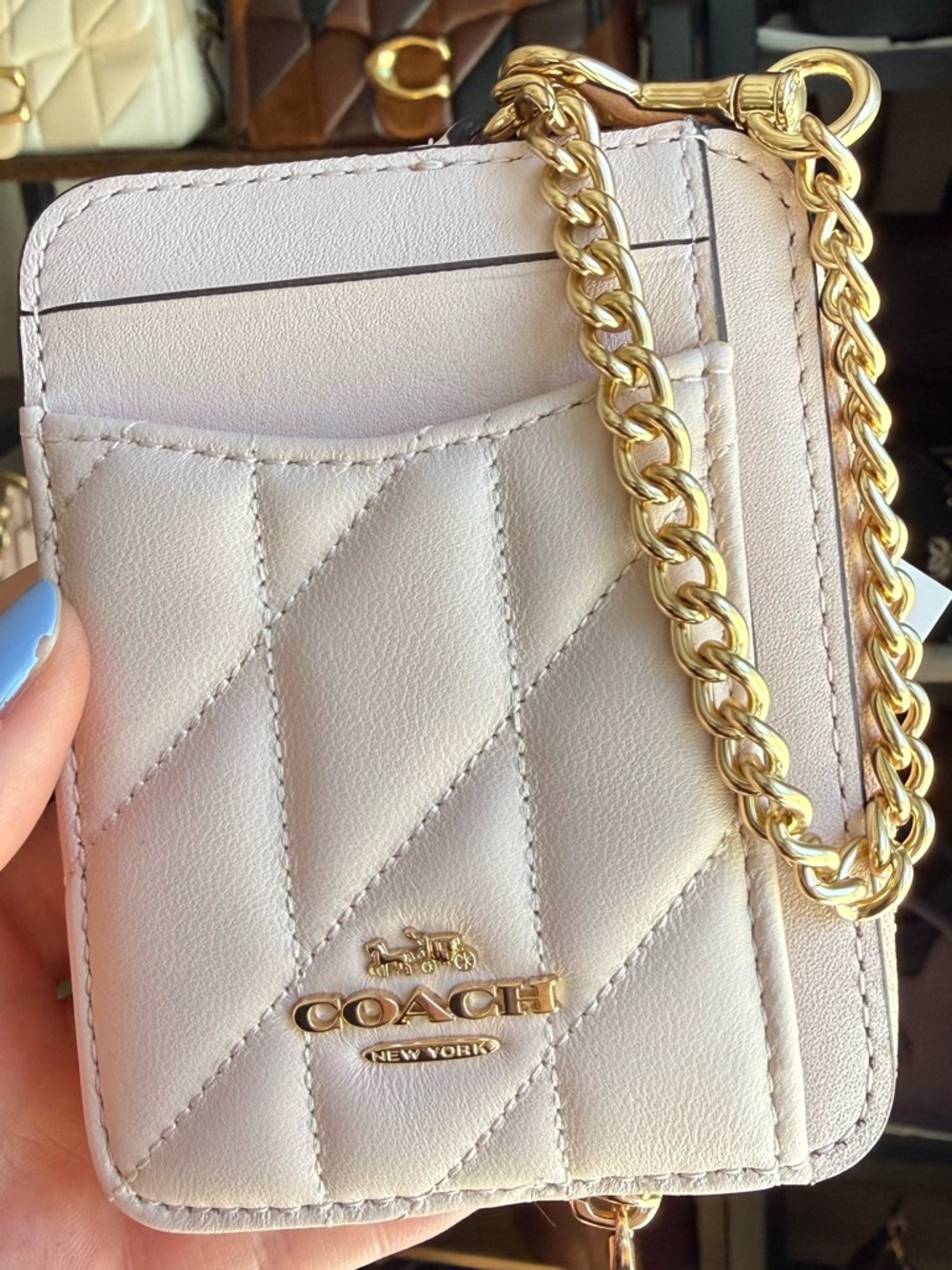 EUC Coach Blush Quilted Zip Card Case